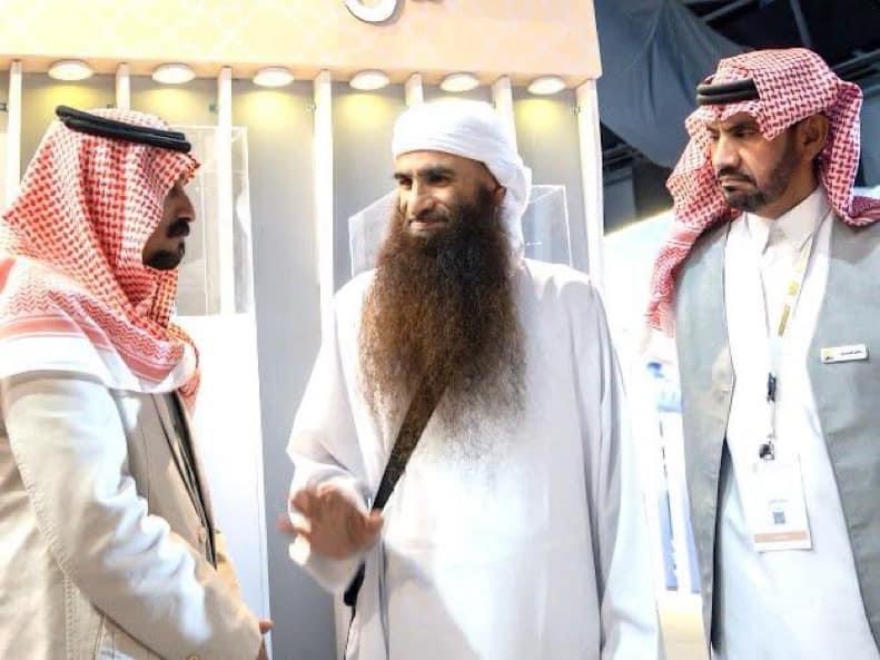 الشريف سهيل يستقبل أحد مقدمي خدمات الحج والعمرة بسلطنة عمان الشقيقة